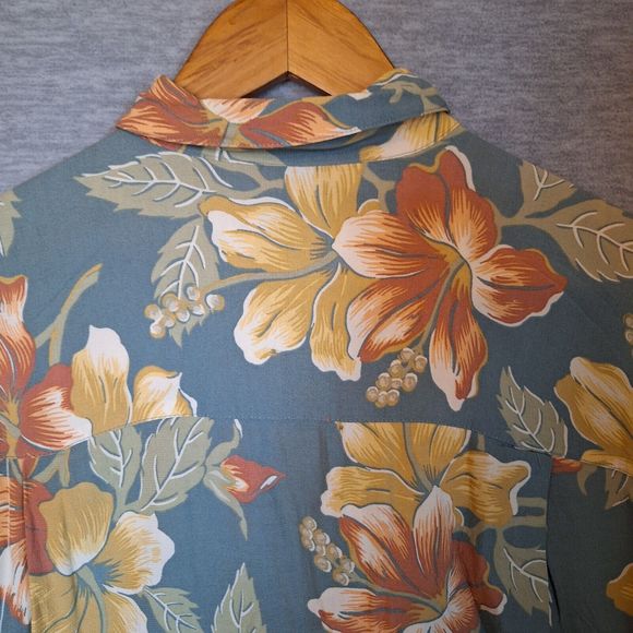 Tommy Bahama Shirt Womens Medium Tropical Floral Button Up Long Sleeve Blouse - Picture 8 of 10